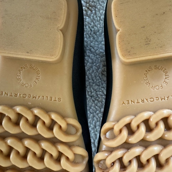 Stella McCartney Black Vegan Chelsea Rain boots - Picture 3 of 11